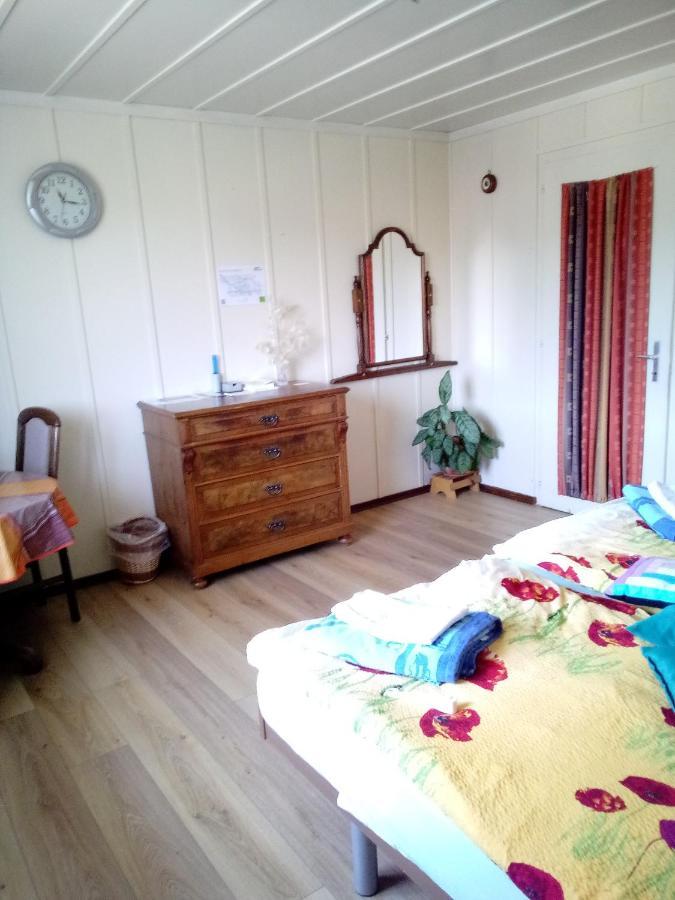 Chambre D'Hotes Petit Martel Les Ponts-de-Martel Exteriör bild